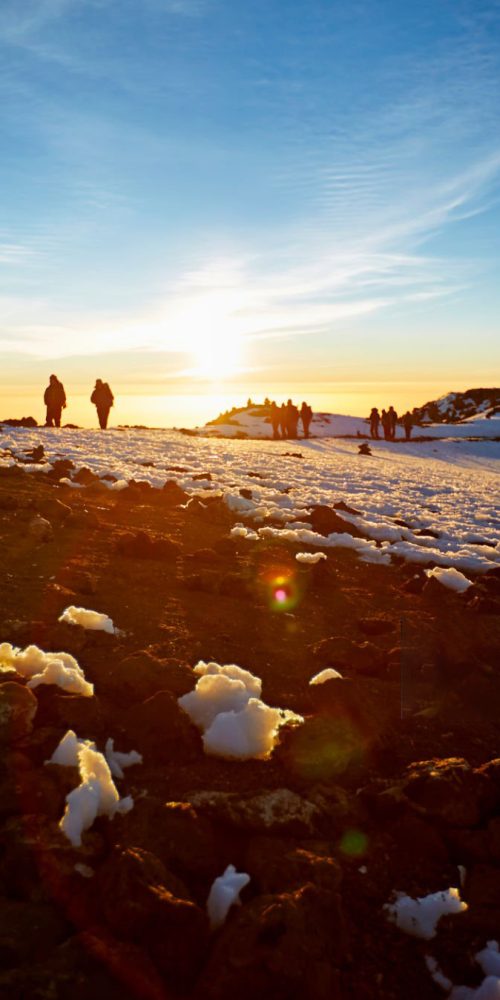 Mt Kilimanjaro, with 5.895 m Africas highest mountain as well as worlds highest free-standing mountain. At the Machame route, shot at an altitude of approx. 5800 m. Route to the summit, a number of people climb the last stretch to the top, Tanzania.
